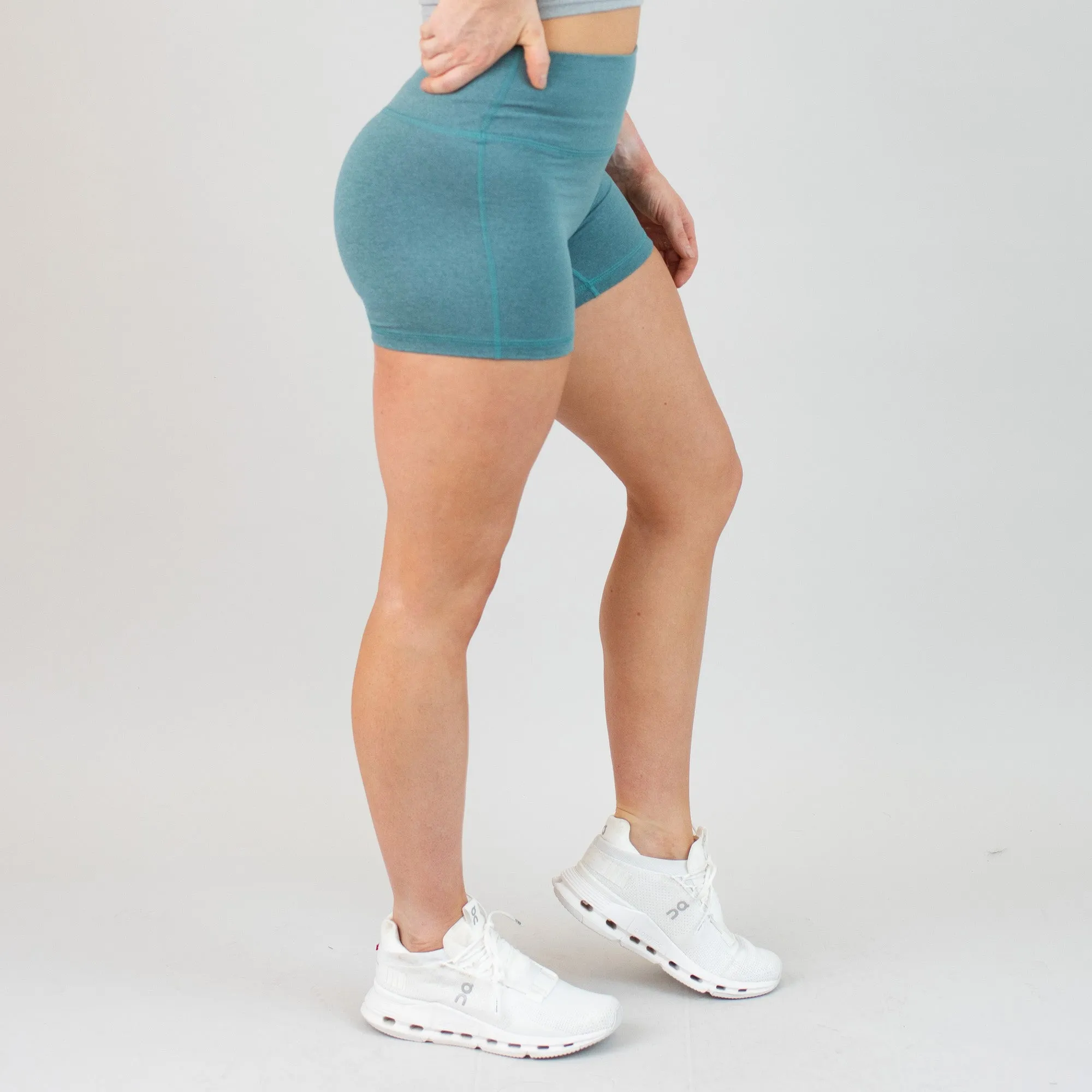 Ascend Short 3.25" - No Front Seam - Higher Rise