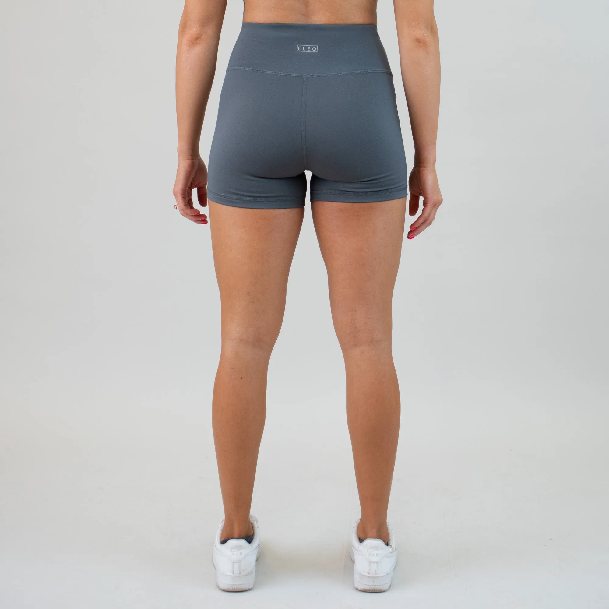 Ascend Short 3.25" - No Front Seam - Higher Rise