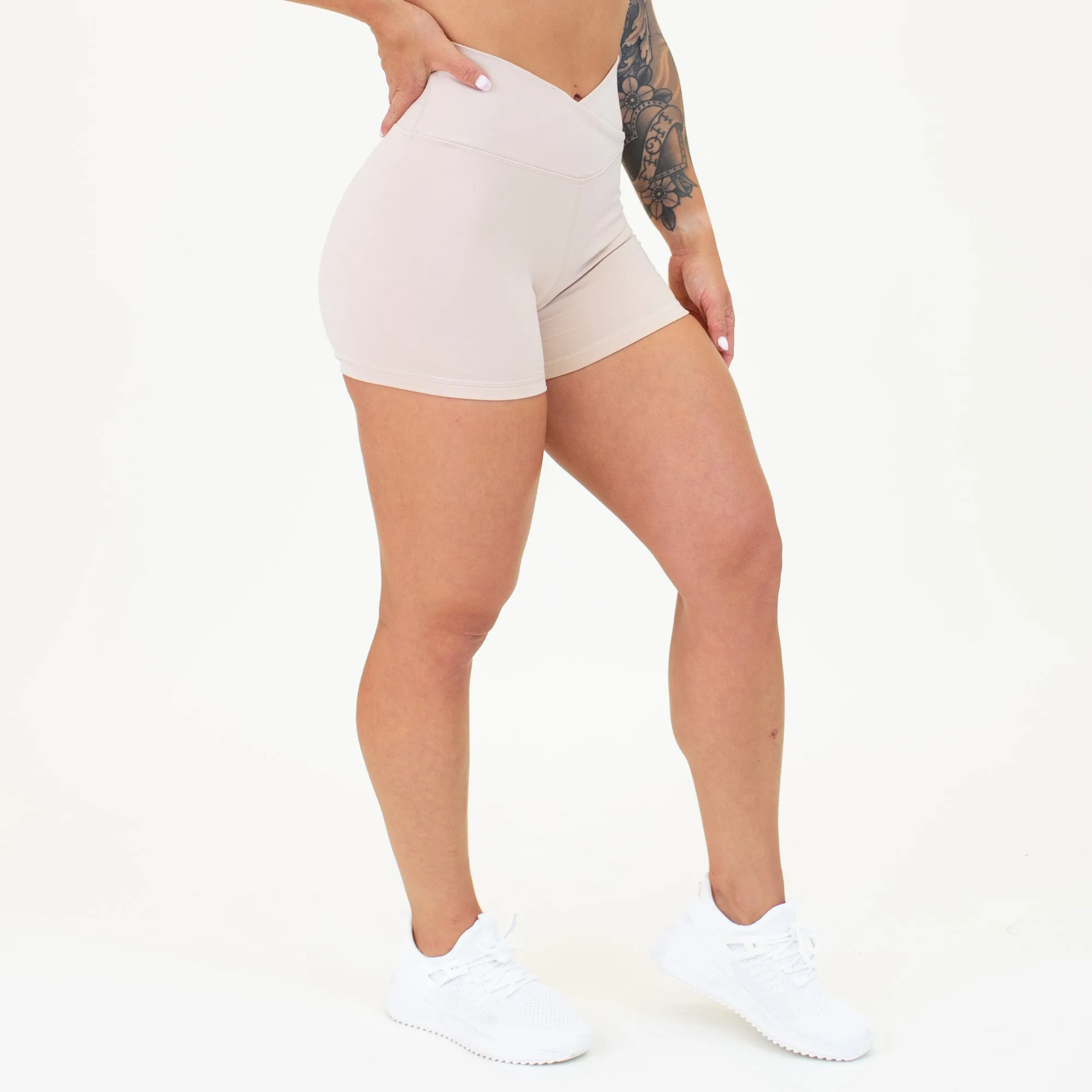 V Waistband Short 3.5" - High Rise