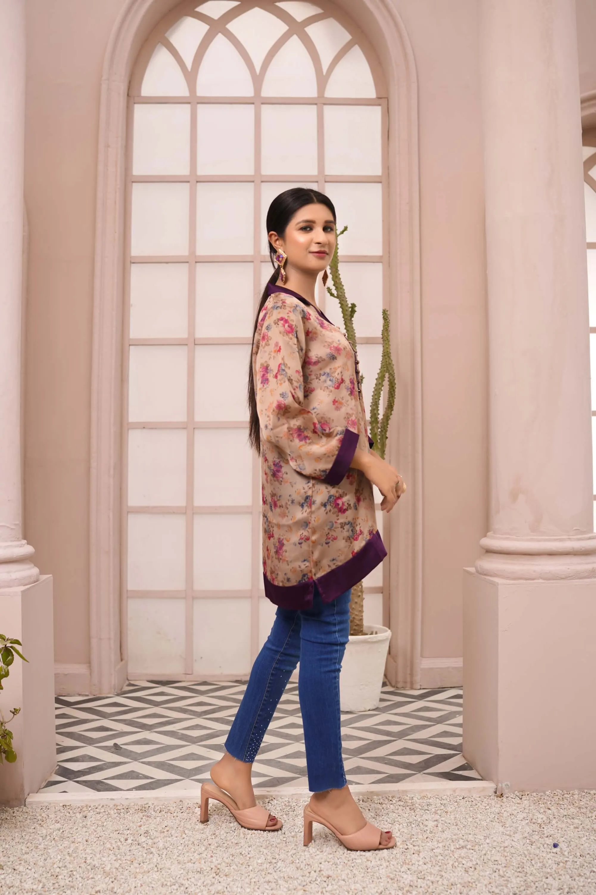 Vintage Floral Tunic with Contrasting Satin Details – Buy Online USA | IshDeena